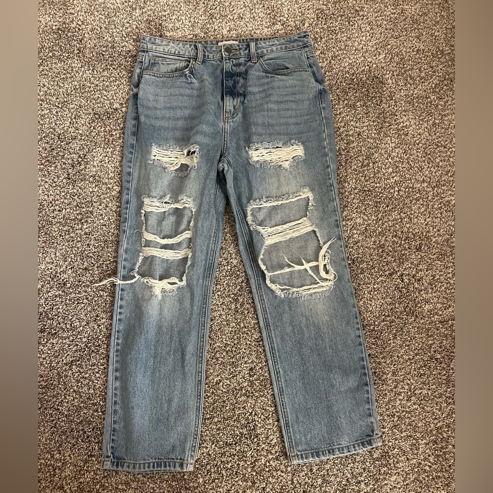 Cello size 13/30 distressed jeans